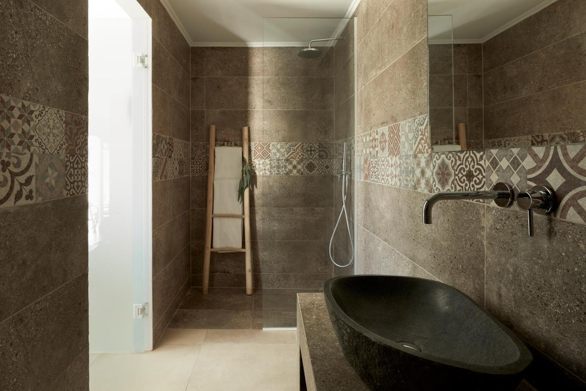 Absolute Kiotari Hotel 4*